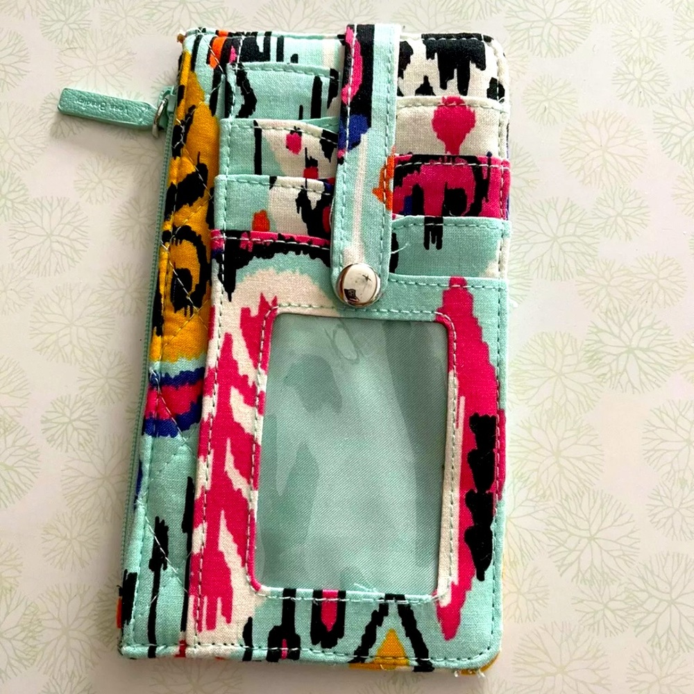 Vera Bradley wallet. Brand new never used.